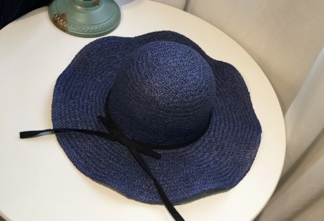 Elegantiška skrybėlė vasarai